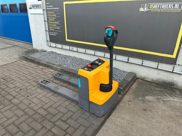 Grote foto vs 22082 elektrische palletwagen jungheinrich eje m13 doe het zelf en verbouw hefwerktuigen