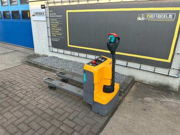 Grote foto vs 22082 elektrische palletwagen jungheinrich eje m13 doe het zelf en verbouw hefwerktuigen