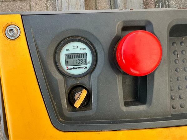 Grote foto vs 22084 elektrische palletwagen jungheinrich eje m13 doe het zelf en verbouw hefwerktuigen