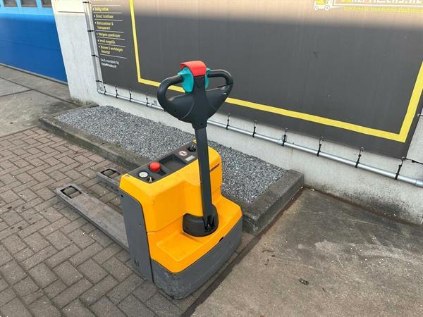 Grote foto vs 22084 elektrische palletwagen jungheinrich eje m13 doe het zelf en verbouw hefwerktuigen