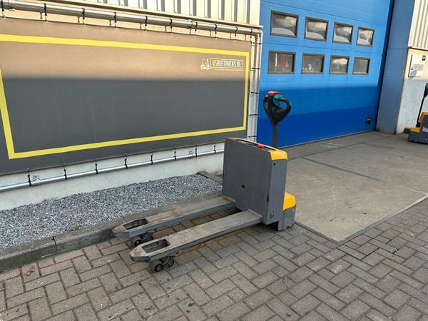 Grote foto vs 22084 elektrische palletwagen jungheinrich eje m13 doe het zelf en verbouw hefwerktuigen