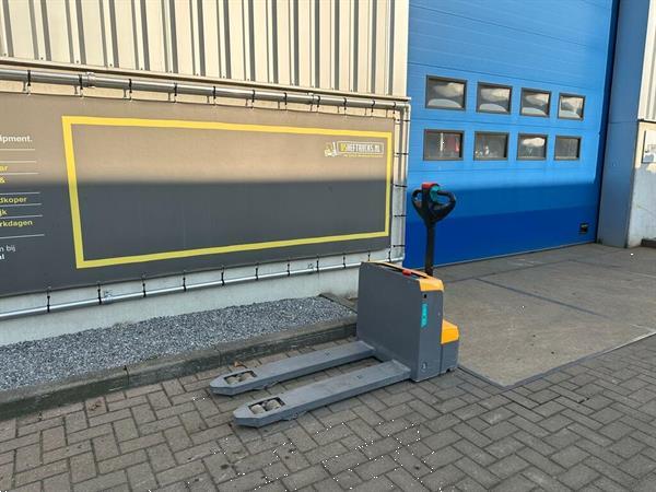 Grote foto vs 22085 elektrische palletwagen jungheinrich eje m13 doe het zelf en verbouw hefwerktuigen