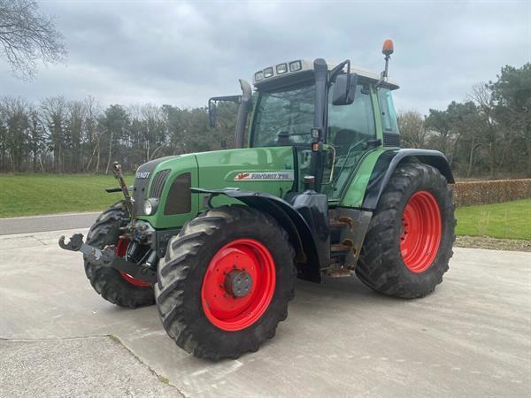 Grote foto fendt 716 vario 2001 agrarisch tractoren