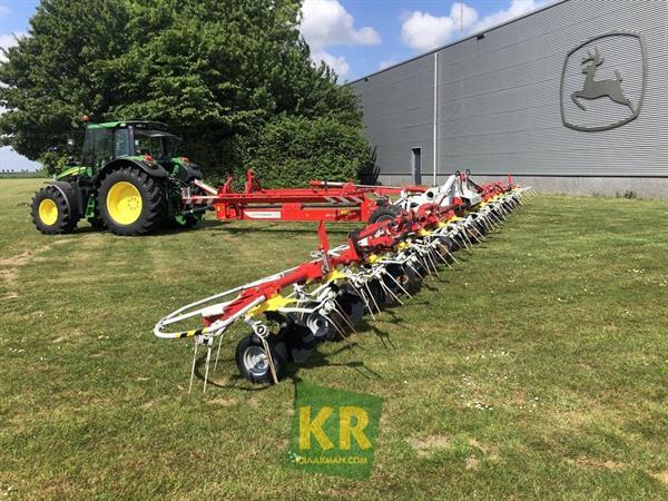 Grote foto pottinger hit 29329 agrarisch harken