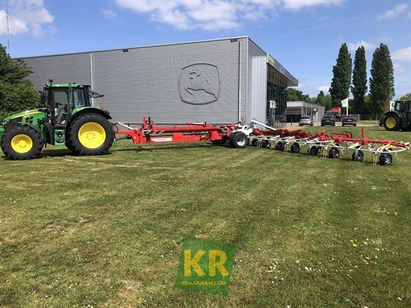 Grote foto pottinger hit 29329 agrarisch harken