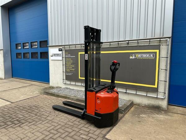 Grote foto vs 22080 elektrische stapelaar bt s10 3300mm accu204 doe het zelf en verbouw hefwerktuigen