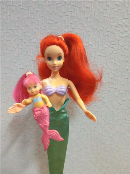 Grote foto ariel de zeemeermin disney met kindje pop59 kinderen en baby poppen