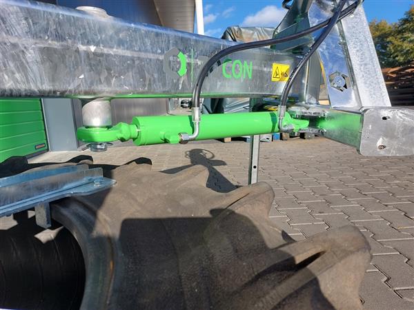 Grote foto zocon voerbandveger driepunt of euro agrarisch mechanisatie
