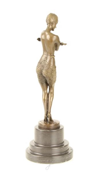 Grote foto een bronzen beeld sculptuur van een bedeesde danseres tuin en terras tuindecoratie