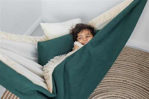 Grote foto luxe hangmat emerald met franjes corduroy emerald kinderen en baby complete kinderkamers