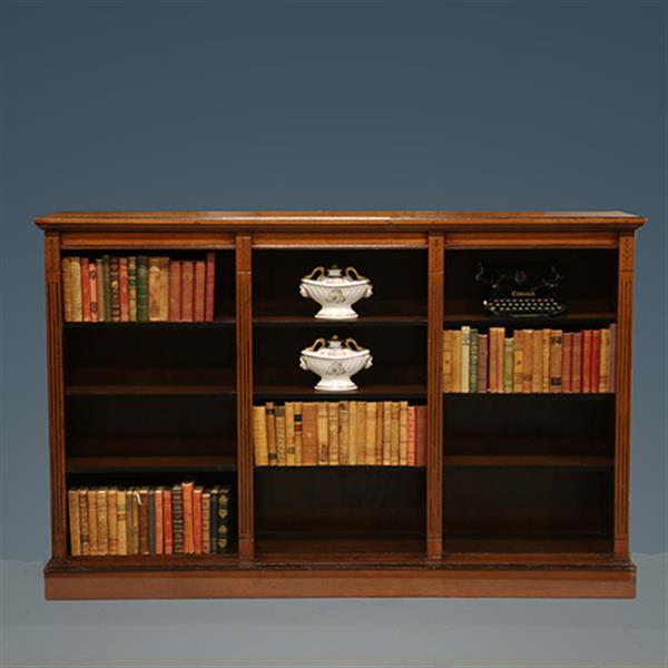 Grote foto lage en brede open boekenkast noten met zwarte accenten ca 1880 no.260610 antiek en kunst stoelen en banken