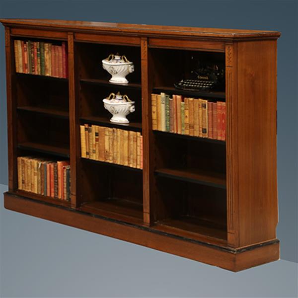 Grote foto lage en brede open boekenkast noten met zwarte accenten ca 1880 no.260610 antiek en kunst stoelen en banken