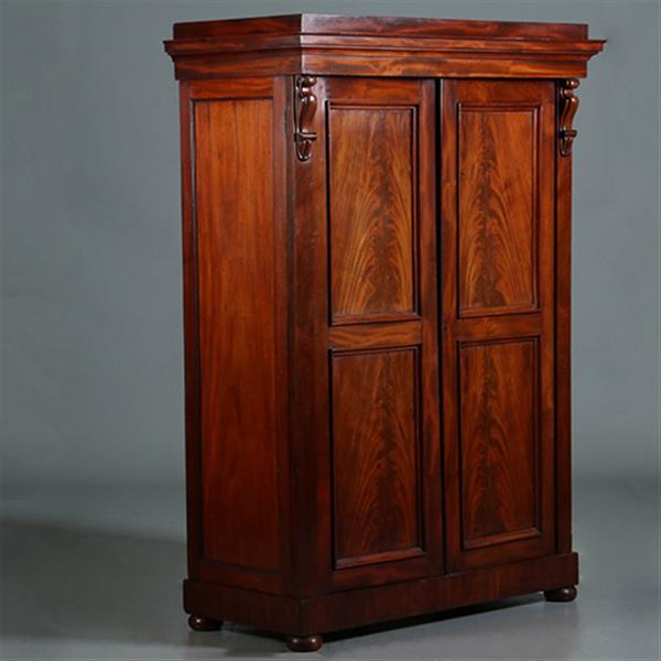 Grote foto victoriaans garderobe kast of kapstok met deuren praktisch interieur ca 1870 no.270115 antiek en kunst stoelen en banken