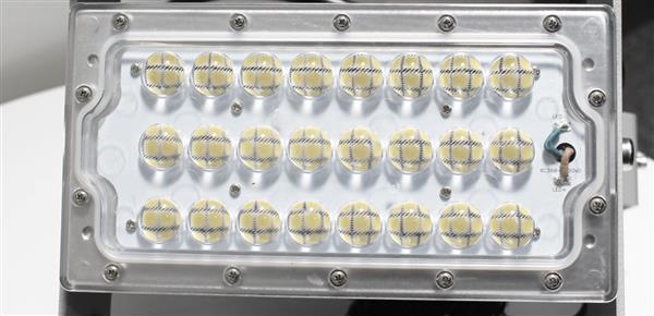 Grote foto vocare xlt 200w superpower multi focus schijnwerper led sportveld en plein verlichting zakelijke goederen overige zakelijke goederen