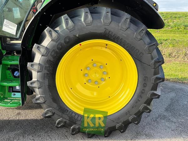 Grote foto john deere 6120m 692391 agrarisch tractoren