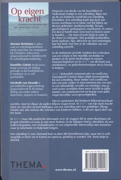 Grote foto op eigen kracht boeken politiek en maatschappij