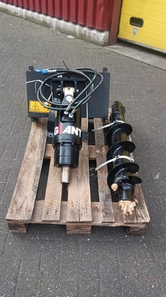 Grote foto hydraulische grondboor passend aan giant shovel doe het zelf en verbouw aanbouwdelen