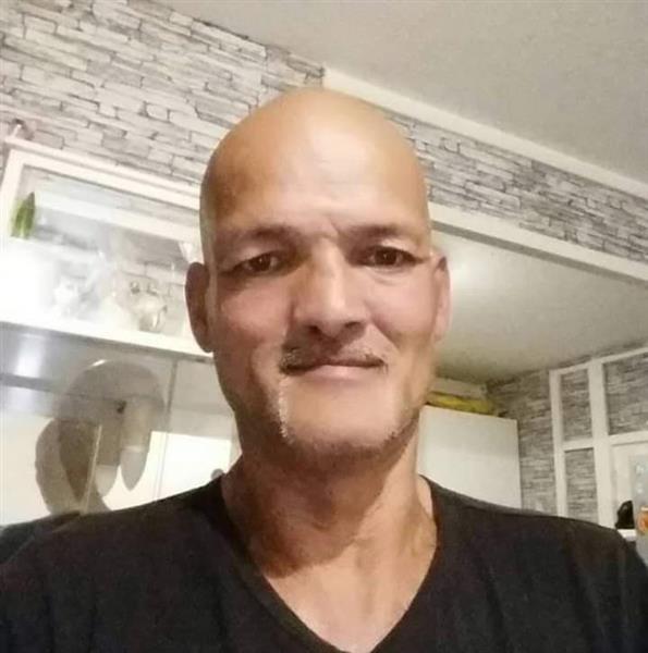 Grote foto lieve man zoekt lieve vrouw contacten en berichten man zoekt vrouw