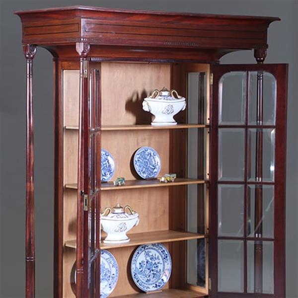 Grote foto salonmeubel vitrinekast of display cabinet vermoedelijk van of omgeving van den bosch en berlage n antiek en kunst stoelen en banken