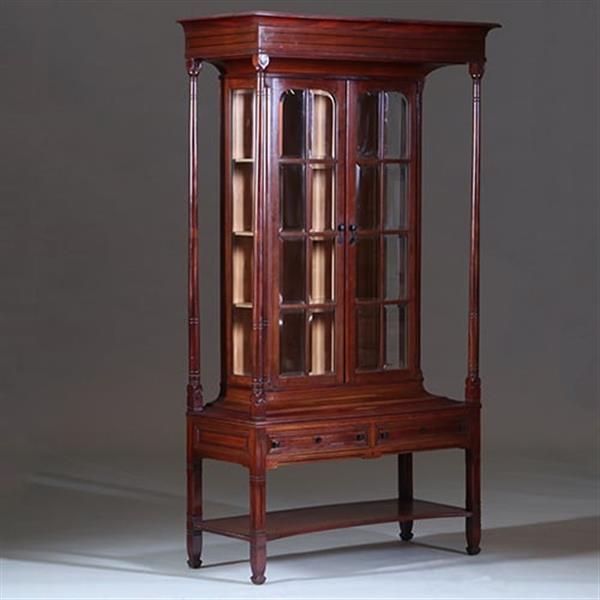Grote foto salonmeubel vitrinekast of display cabinet vermoedelijk van of omgeving van den bosch en berlage n antiek en kunst stoelen en banken