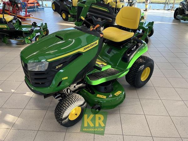 Grote foto john deere x127 692300 tuin en terras zitmaaiers