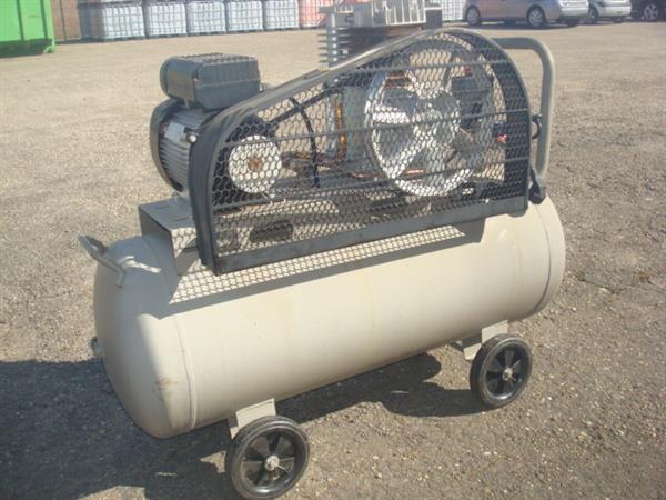 Grote foto compressor 2 2kw 230v 10 bar 100l tank auto diversen gereedschap