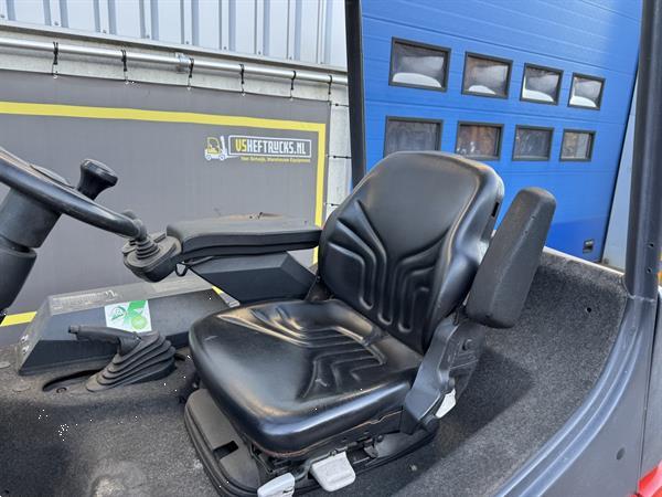 Grote foto vs 22118 elektrische triplex heftruck linde e30 sideshift 8.000mm agrarisch heftrucks