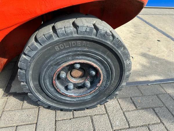 Grote foto vs 22117 diesel triplex heftruck linde h30d freelift sideshift agrarisch heftrucks