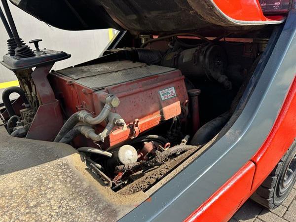 Grote foto vs 22117 diesel triplex heftruck linde h30d freelift sideshift agrarisch heftrucks