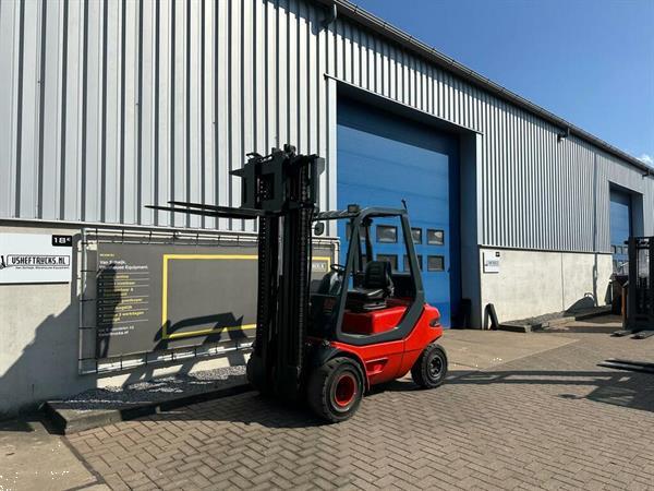Grote foto vs 22117 diesel triplex heftruck linde h30d freelift sideshift agrarisch heftrucks