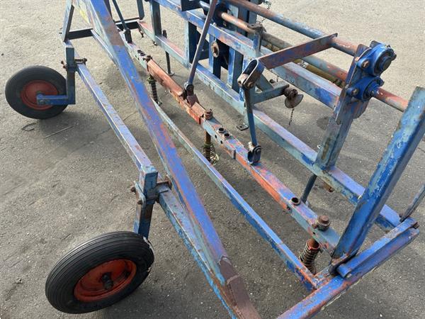 Grote foto schrauwen primac preiponsmachine 4 rijen met enkele dibblers agrarisch zaaimachines