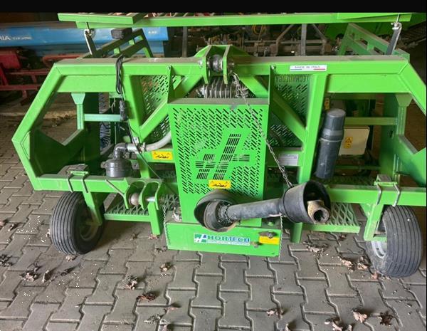 Grote foto hortech tre.190 180 4.ce.0005 plantmachine halfautomatisch agrarisch zaaimachines