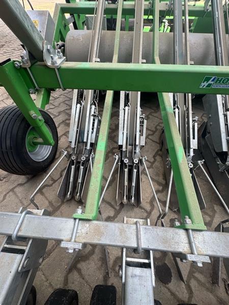 Grote foto hortech tre.190 180 4.ce.0005 plantmachine halfautomatisch agrarisch zaaimachines