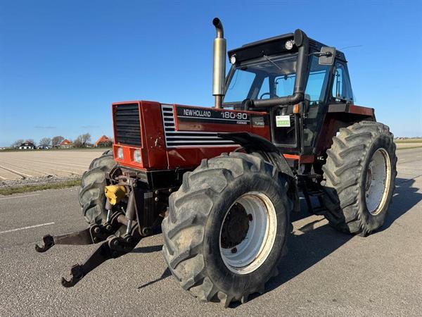 Grote foto new holland 180 90 dt agrarisch tractoren