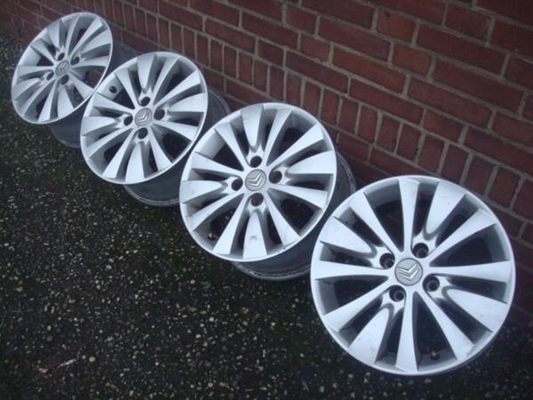 Grote foto 16 originele citroen c4 picasso 3008 5008 4x108 auto onderdelen banden en velgen