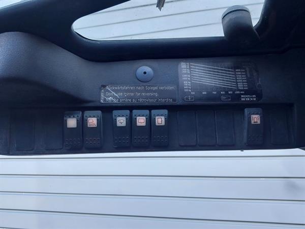 Grote foto linde 2.5d triplo agrarisch heftrucks