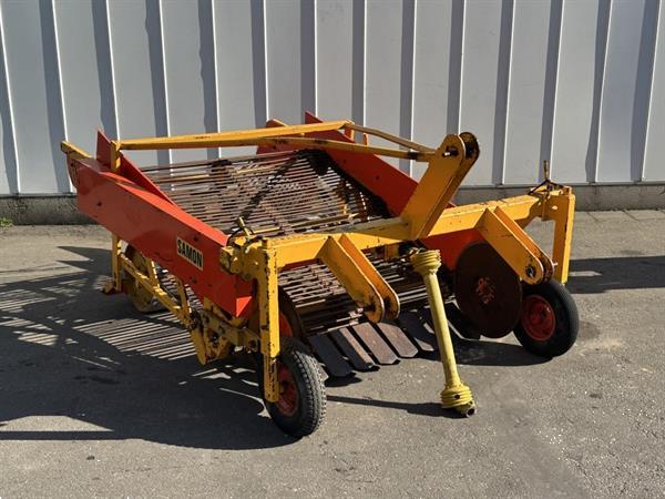 Grote foto samon aardappelrooier agrarisch aardappelpootmachines