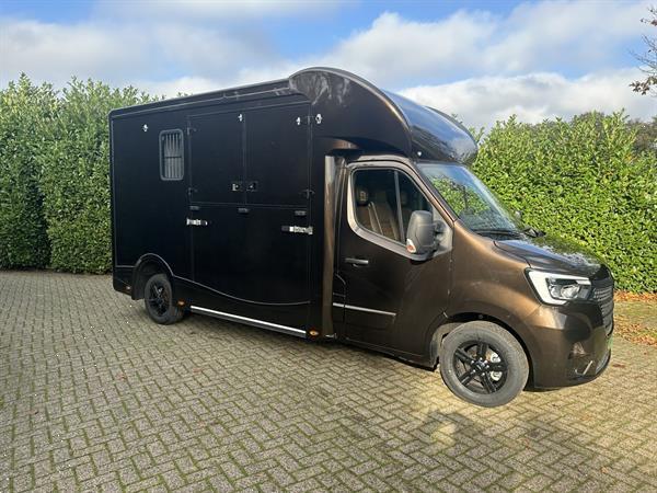 Grote foto horsetruck paardenvrachtwagen renault master atm nieuw 2025 hengstenuitvoering bpm vrij doe het zelf en verbouw vrachtwagens