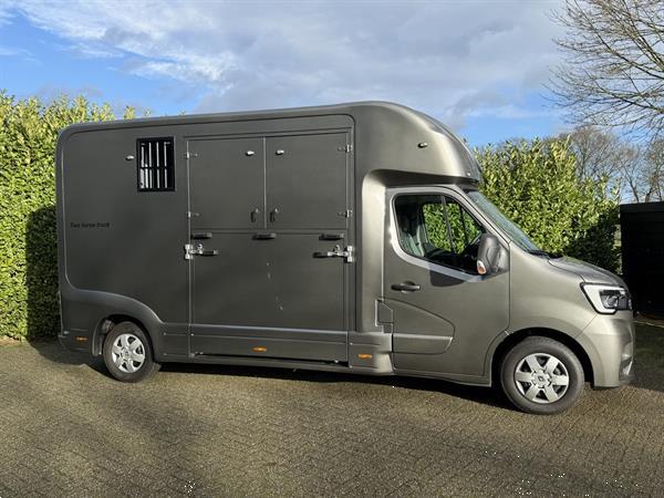 Grote foto horsetruck paardenvrachtwagen nieuw 2025 bpm vrij hengstenuitvoering doe het zelf en verbouw vrachtwagens