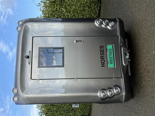 Grote foto horsetruck paardenvrachtwagen nieuw 2025 bpm vrij hengstenuitvoering doe het zelf en verbouw vrachtwagens