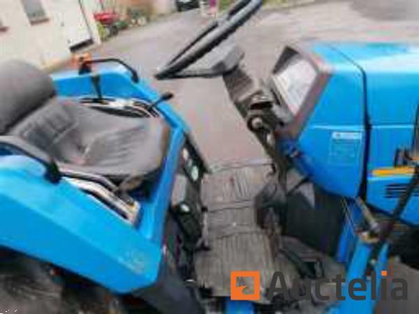 Grote foto tractoren minder dan 40 pk iseki tu217f agrarisch tractoren