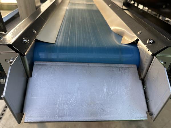 Grote foto tarend rollenleesband 300 x 100 cm roestvrij staal met verzinkte rollen agrarisch tuinbouw