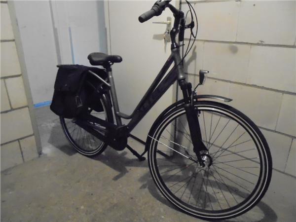 Grote foto dames fiets fietsen en brommers damesfietsen