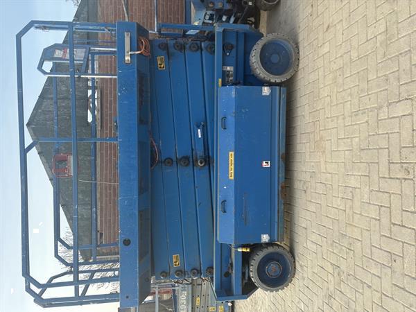 Grote foto hoogwerker schaarhoogwerker h.a.b. s152 12e doe het zelf en verbouw hoogwerkers