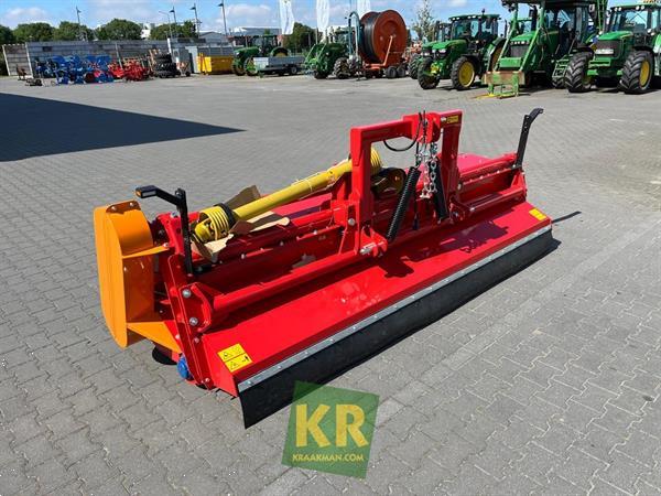 Grote foto ducker um 30398 agrarisch maaiers