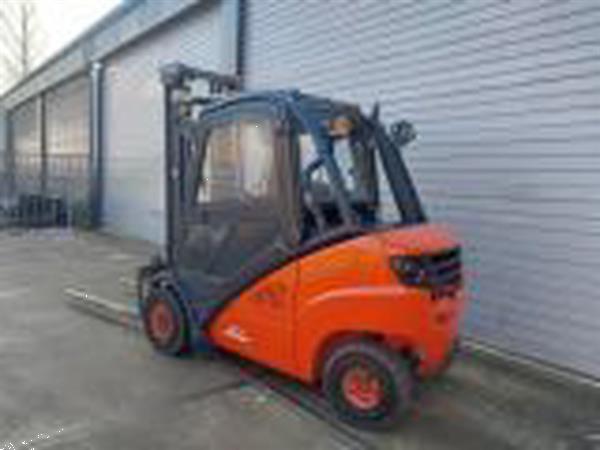 Grote foto linde 3ton diesel agrarisch heftrucks
