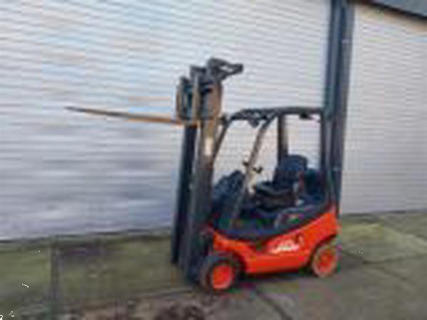 Grote foto linde 1.6ton diesel. agrarisch heftrucks