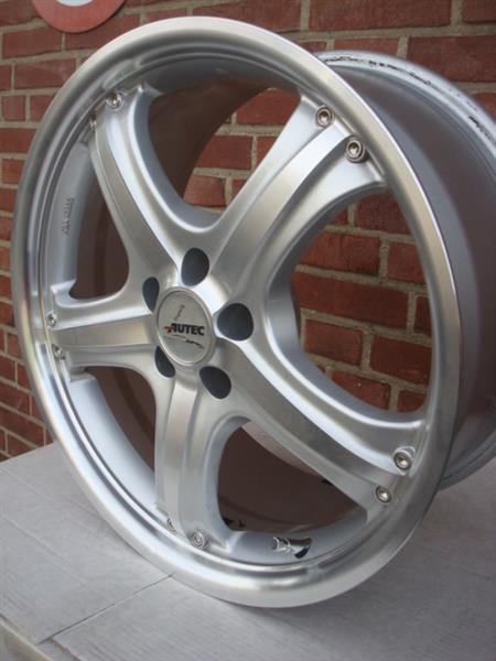 Grote foto 17 inch autec velgen niewu set steek5x100 auto onderdelen banden en velgen