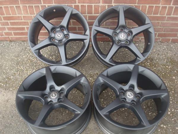 Grote foto 19 inch origineel opel insignia zwaart 5x120 auto onderdelen banden en velgen