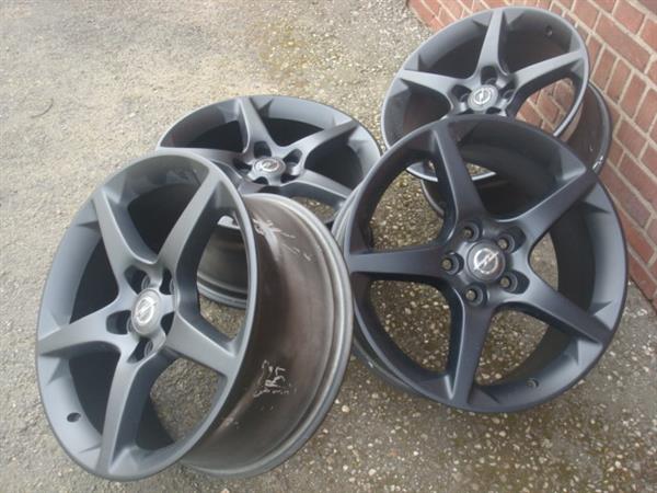 Grote foto 19 inch origineel opel insignia zwaart 5x120 auto onderdelen banden en velgen